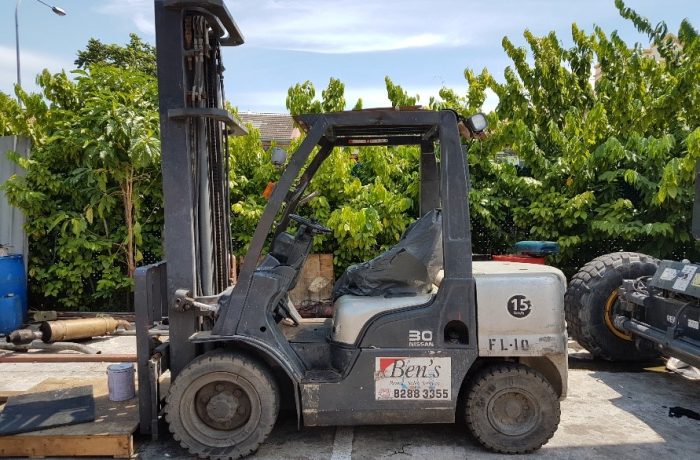 Nissan Fork Lift